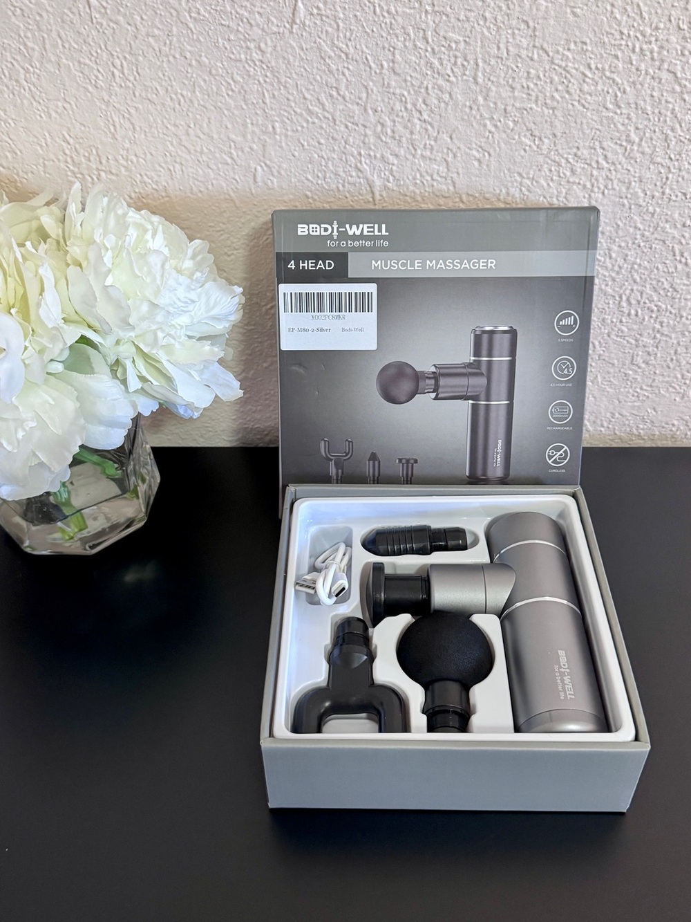 NWT Bodi-Well 4 Head 5 Speed Cordless Muscle Massage Gun Silver